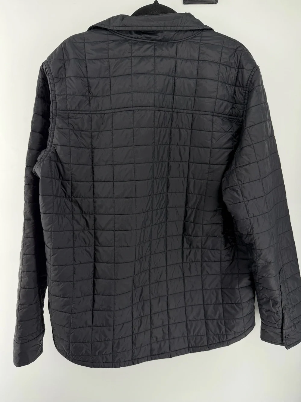 The North Face Mens L Quilted Shirt Jacket Black Snap Front Insulated Shacket⁠